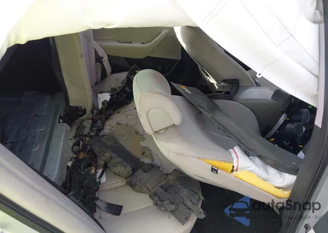 2017 Hyundai Sonata z USA, uszkodzony, nr VIN 5NPE24AF2HH535842